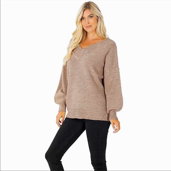 Sexy off the shoulder sweater - Picture 2 of 3